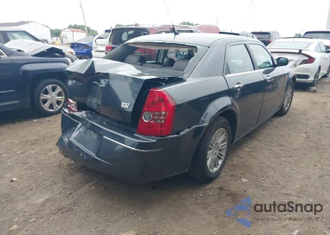 2008 Chrysler 300 Touring z USA, uszkodzony, nr VIN 2C3KA53GX8H164637